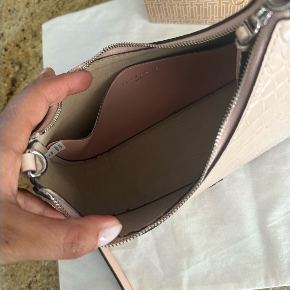 478$! Tory Burch - Thea Embossed Convertible Crossbody, Clay Pink - Picture 13 of 13